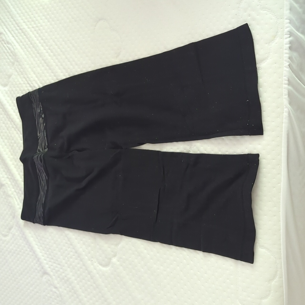 3/4 Length Lulu Lemon Leggings